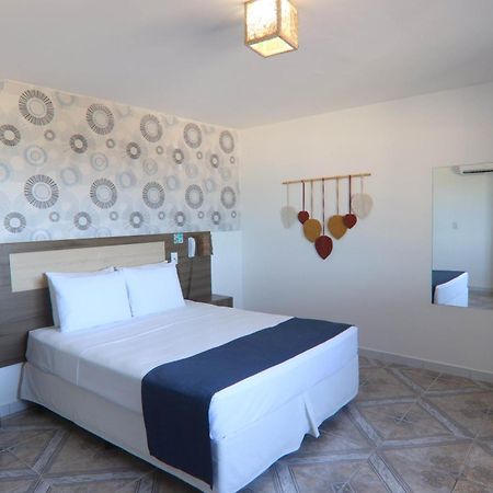 Milos Beach Hotel 알퀴라즈 외부 사진