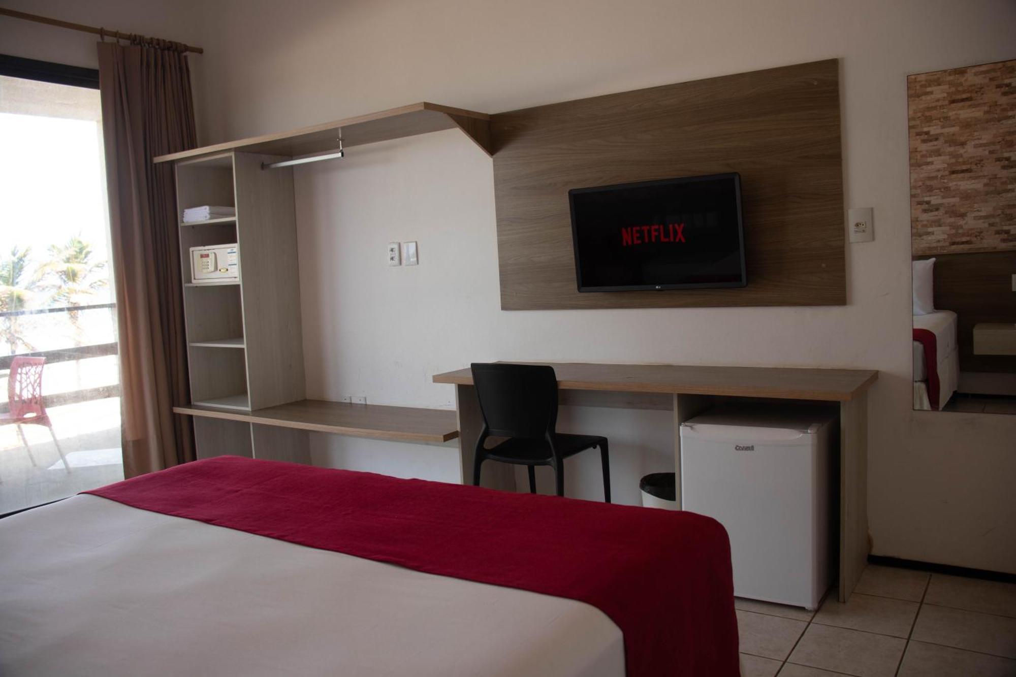 Milos Beach Hotel 알퀴라즈 객실 사진