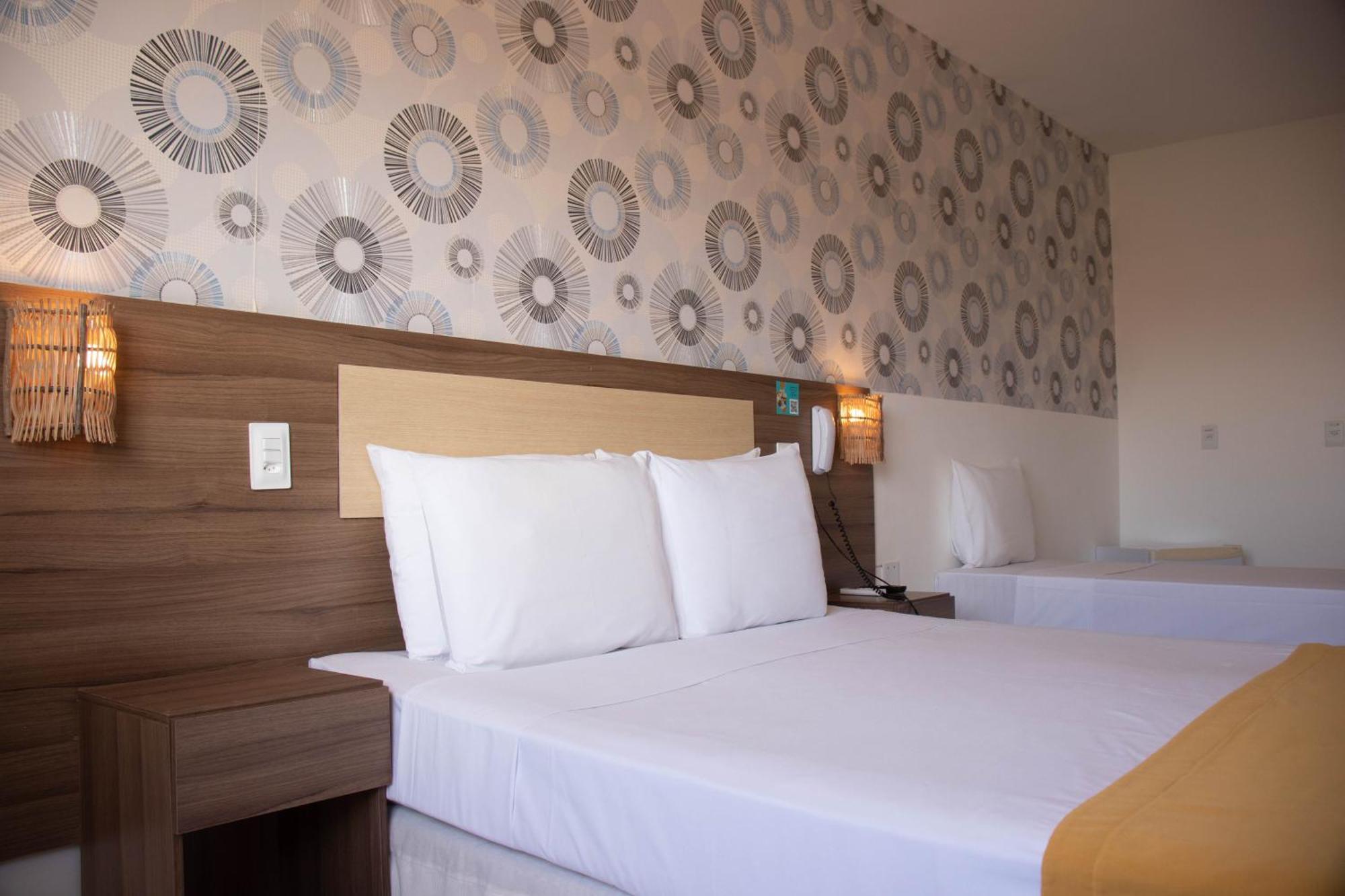 Milos Beach Hotel 알퀴라즈 외부 사진